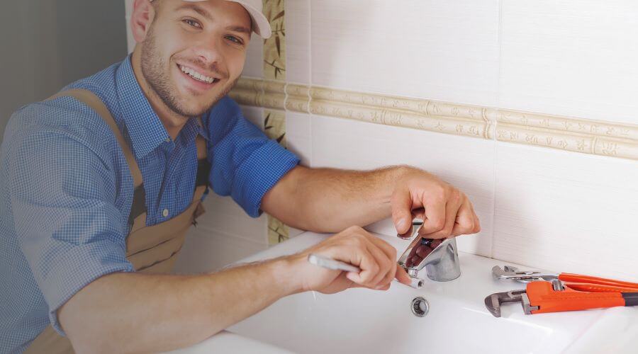 Professional clogged drains services in Olden, TX